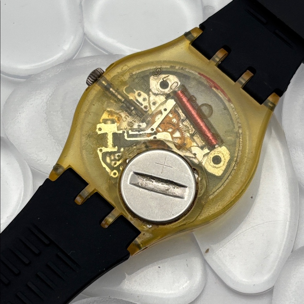 Swatch Watch GK116 LEMON ICEBERG - Picture 5 of 9